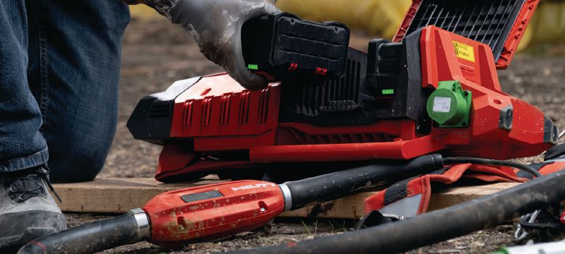 Vibrator za beton za nošenje na leđima NCV 10-22 Baterijski vibrator za beton za nošenje na leđima s motorom bez četkica za zbijanje zidova, ploča i temelja (baterijska platforma Nuron) Primjene 1
