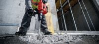 Baterijska udarna bušilica TE 50-22 Baterijska udarna bušilica vrhunske klase manje težine, veće snage i s manje vibracija za bušenje i sječenje u betonu Primjene 3
