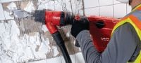 Baterijski čekić za otkidanje TE 500-22 SDS-Max Baterijski čekić za rušenje i otkidanje SDS Max (TE-Y) s Aktivnim smanjenjem vibracija za klesanje u betonu ili zidovima (baterijska platforma Nuron) Primjene 2