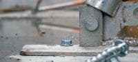 Sidreni vijak HUS4-H Sidreni vijak sa šesterokutnom glavom visokih performansi za pričvršćivanje na beton i zidove (ugljični čelik) Primjene 4