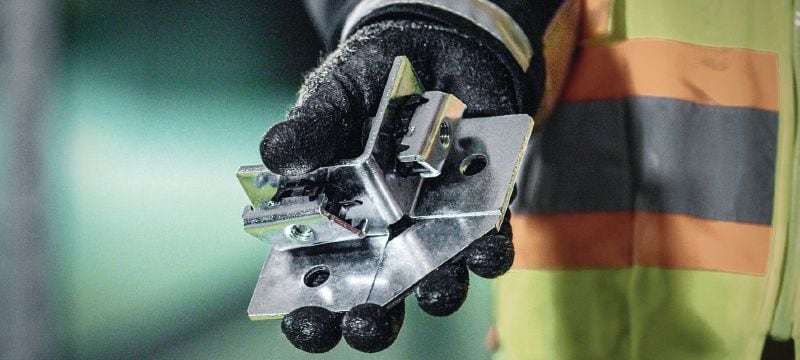 MT-C-LL1 FL unaprijed sastavljeni kutni konektor Konektor pod pravim kutom s unaprijed sastavljenom maticom i vijkom s funkcijom brzog zaključavanja za sastavljanje struktura kanala podupirača. Primjene 1