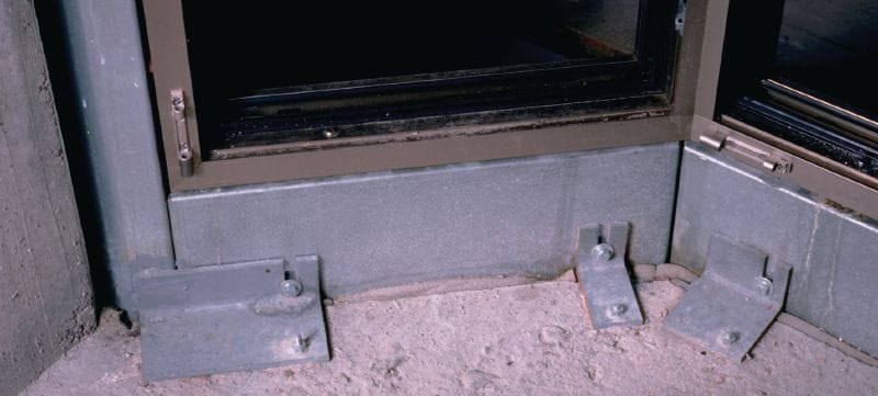 Ekspanzijsko sidro od nehrđajućeg čelika HST3-R BW Ekspanzijsko sidro vrhunskih performansi za ispucali beton u statičkim i seizmičkim uvjetima (A4 SS + velika podloška) Primjene 1