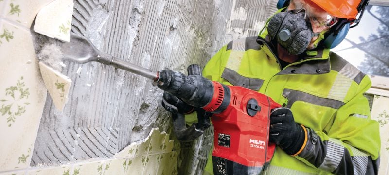 Čekić za otkidanje TE 500-AVR SDS-Max Svestrani čekić za rušenje SDS Max (TE-Y) za klesanje u betonu i opeci te za lagano opterećenje s aktivnim smanjenjem vibracija (AVR) Primjene 1