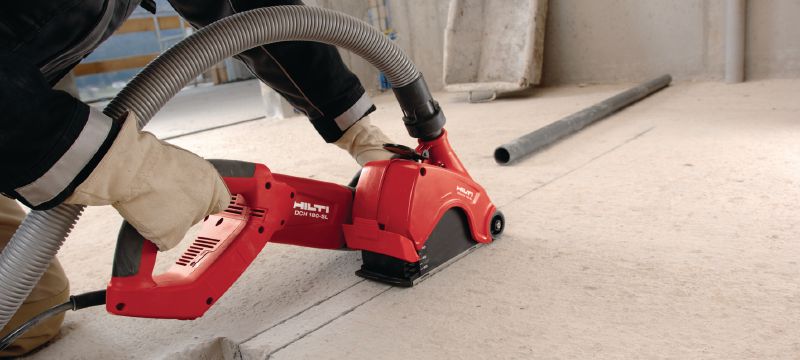Stroj za izrezivanje utora DCH 180-SL Električni ručni dijamantni stroj za izrezivanje utora, za paralelne rezove dubine do 60 mm Primjene 1
