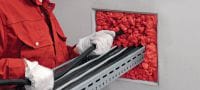 CFS-F FX Flexible firestop foam Fleksibilna vatrozaštitna pjena koju je jednostavno postaviti, za pomoć pri stvaranju barijere za prolaz vatre i dima oko prodiranja kabela i mješovitih prodiranja Primjene 3