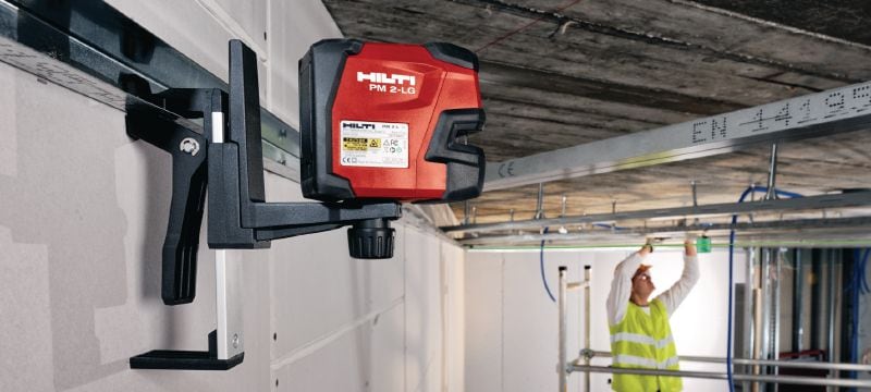 Linijski laser za niveliranje PM 2-LG Laserska linija s 2 linije za niveliranje, poravnavanje i kvadriranje zelenim snopom Primjene 1